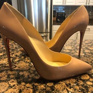 Christian Louboutin Pigalle Follies pump size 41